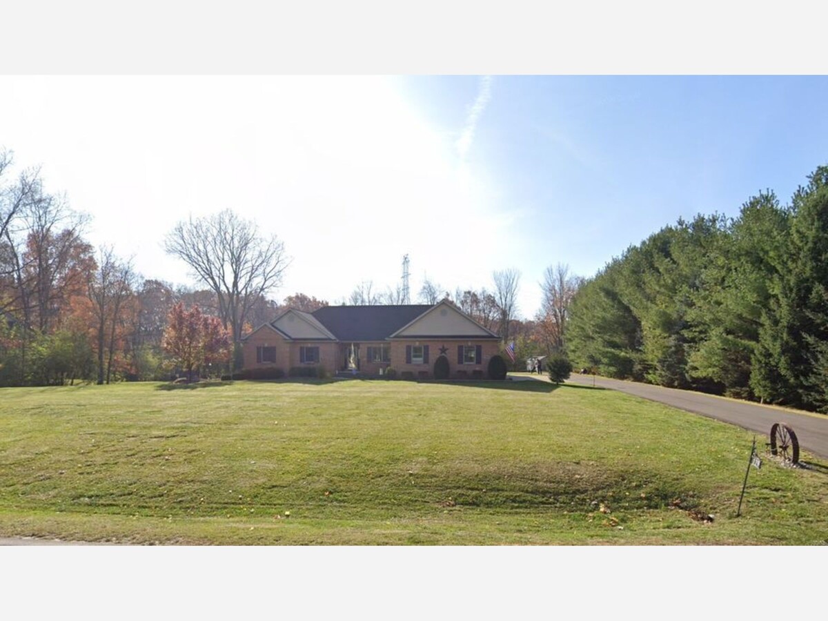 Massive 3 Family Garage Sale The Saline Post