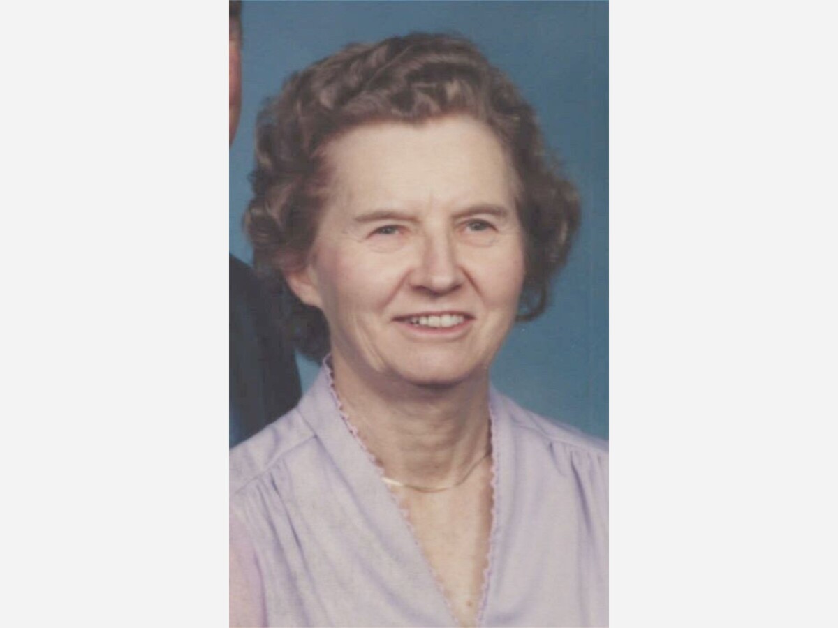 Tema Haab, Teacher, Author and Rosie the Riveter, Was a Wife and Mother