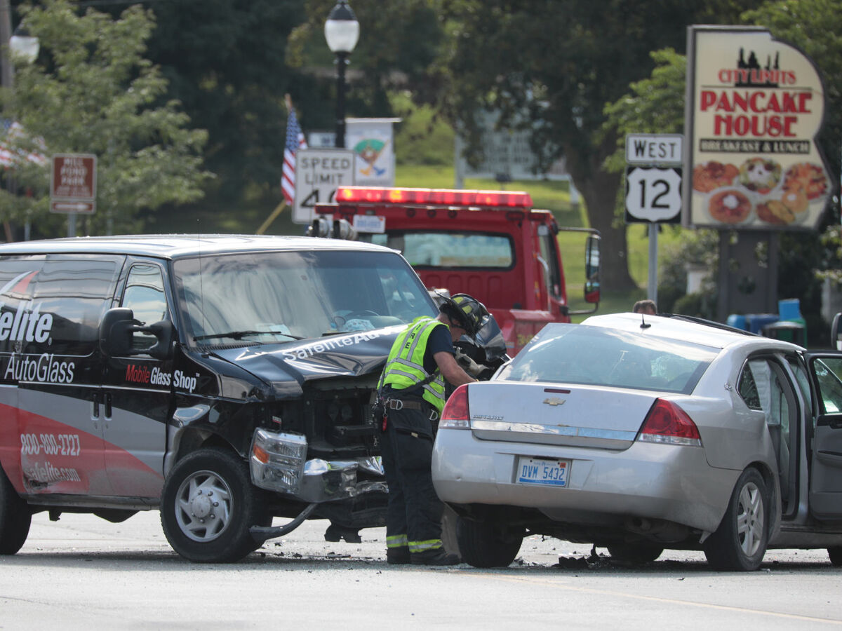 Saline's Emergency Workers Respond to 6 Crashes in 3 Days The Saline Post
