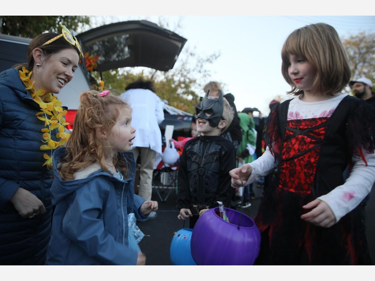 Unofficially Official TrickorTreating from 68 p.m. on Halloween in