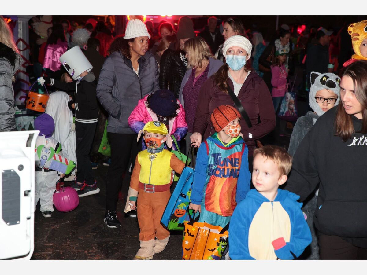 Main Street's Trunk or Treat Draws Hundreds of Families to Downtown