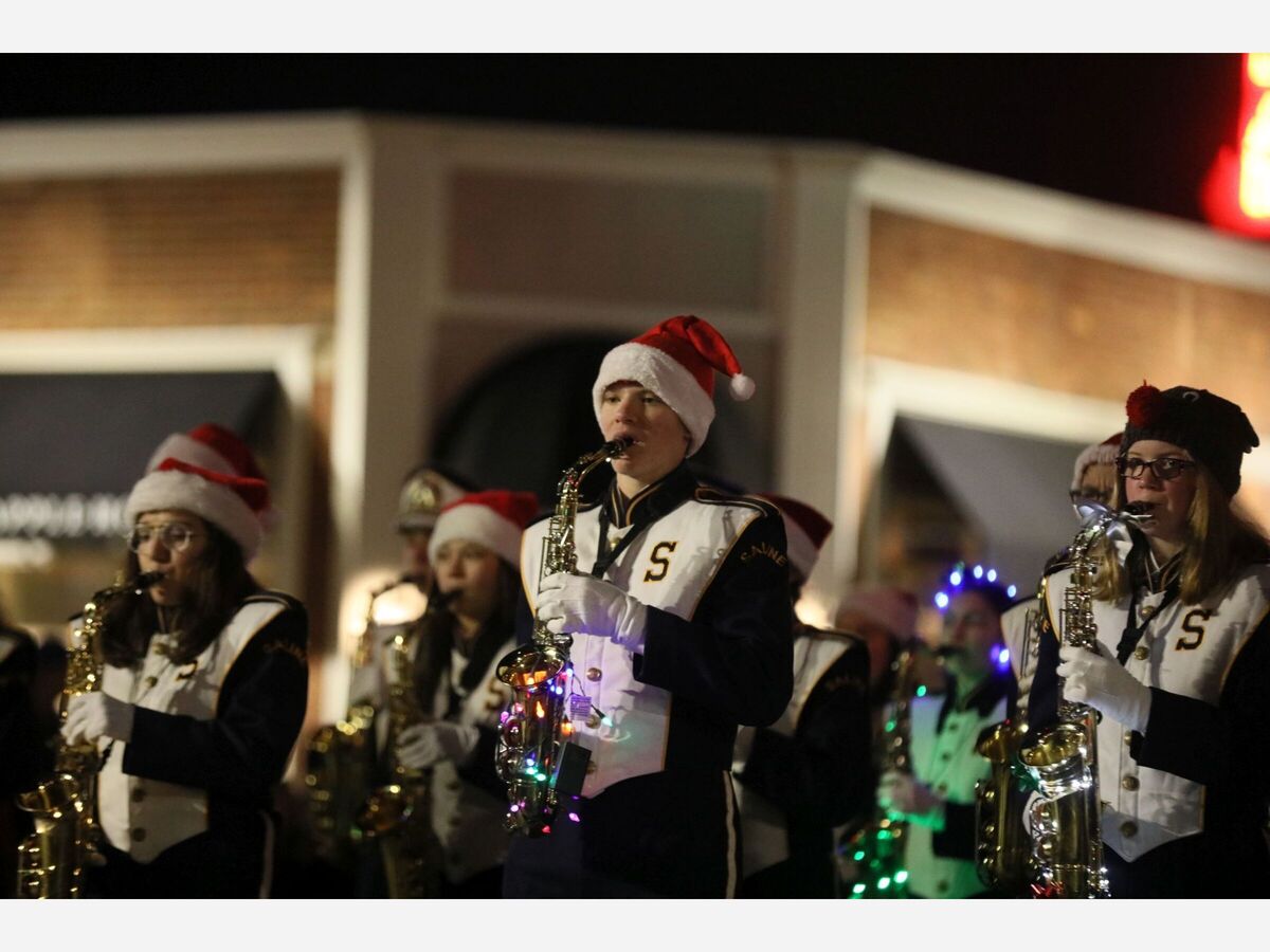 "Home For The Holidays" Is The Theme of The 45th Annual Saline Winter