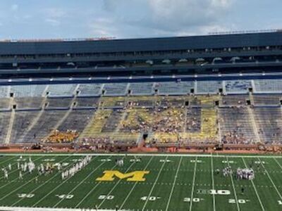 Live reporting the Saline-Hudsonville Football Game at the Big House