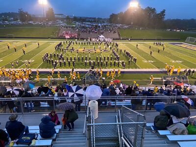 Dexter takes on Saline, as Hornets look to clinch SEC Red. Live reporting from Hornet Stadium