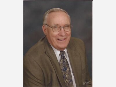 Howard Hill, World War II Veteran, Was a Teacher and Leader in Saline Schools for 37 Years