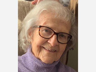 Wife and Mother Mary Anne Ealy Worked as the Jensen School Librarian, Nurse 