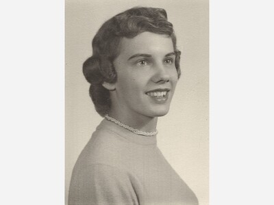 Wife and Mother Carol Bragg, Longtime Office Manager, Provided Comfort and Hope to Many