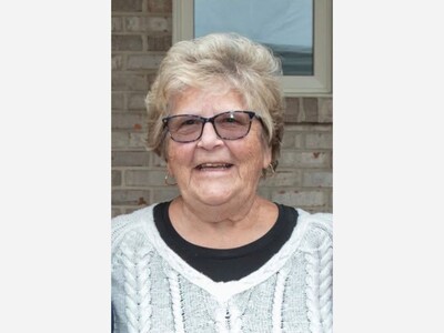 Gloria Near, Ford Retiree, Loved Being with Friends, Volunteer for the Saline American Legion