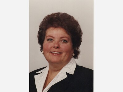 Mary Alice Kozemchak, Devoted Wife and Loving Mother, Owned Irish Hills Tree Farm and Wreath Shop