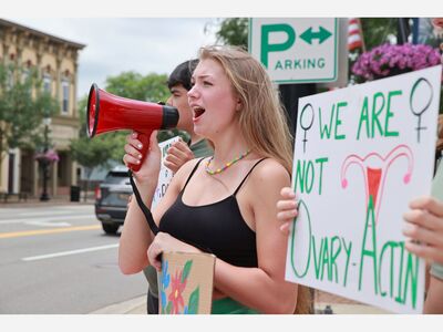 Citizens Plan Another Abortion Rights Rally in Saline Saturday at 6 p.m.
