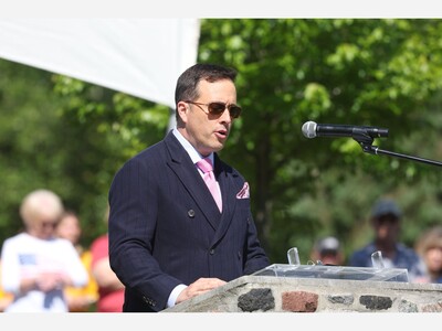 Mayor Marl Hosts Coffee Hour June 12 with Library Officials