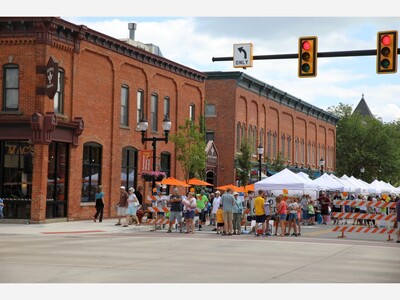 Mac's Celebrates 30 Years in Saline With Open House, Specials