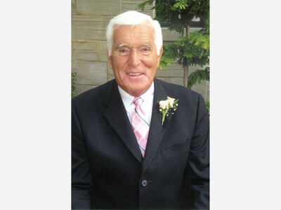 Army Veteran Gordon Boettcher, Ann Arbor Teacher, Coaches Huron Tennis to 4 State Titles