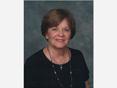 Vera Bennett, Wife, Mother of 2, Dedicated 30 Years of Service as a Secretary at St. Joseph Mercy Hospital