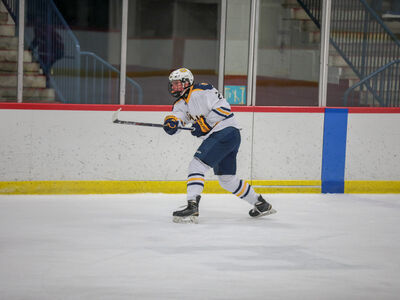 HOCKEY: Murphy, Clark Score 2 Apiece in Saline's Win Over Bedford
