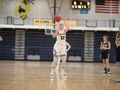 BASKETBALL: Saline Stays Red Hot With 74-16 Victory Over South Lyon