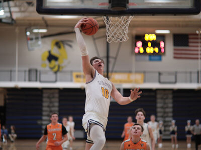BASKETBALL: Saline Wins as Arico Returns to the Lineup