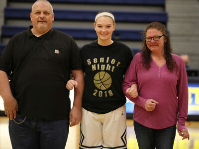 BASKETBALL: Saline Girls Win on Senior Night, Head into Playoffs on High Note