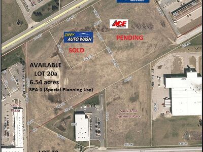 City Council Approves Land Sale To Developer With Plans for Restaurants, Grocery Business