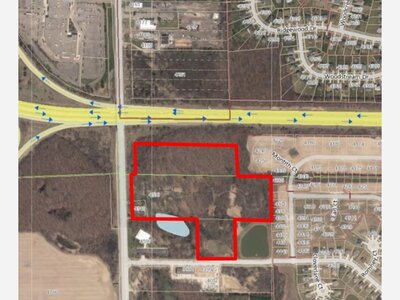 Pittsfield Township Board Considers Zoning Change for Apartment Building on Carpenter Road
