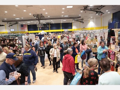 Craft Show Highlights Busy Week in Saline