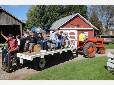 What to do in Saline this weekend: Woodcarvers Show, Harvest at the Farm, Comedy Night, Fairly Odd Finds Festival Just the Start