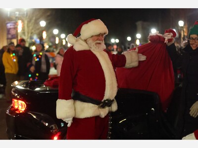 Chamber Announces Plans for 50th Annual Holiday Parade, Tree Lighting, Santa's Mailbox and More
