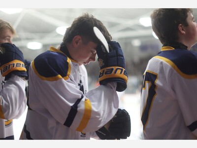 SPORTS: Hockey, Basketball Teams Take Losses