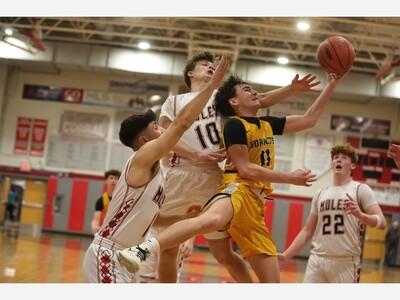 BASKETBALL: Saline Pulls Away in the 4th to Defeat Bedford