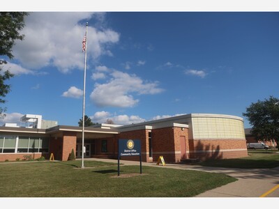 Saline School Board Approves Cautious Budget Projections
