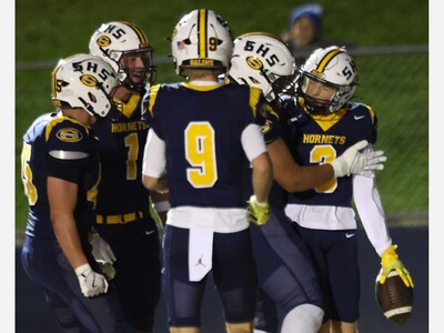 FOOTBALL: Saline Opens Playoffs With 35-14 Win Over Dearborn