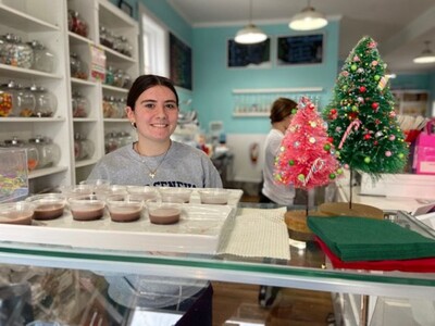 Cocoa Crawl Draws Visitors to Saline Main Street