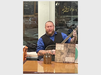 BANJO MIKE & an Open Mic night