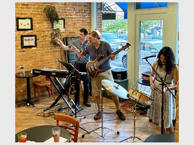 JAZZ & Cookies                                                @CARRIGAN CAFE